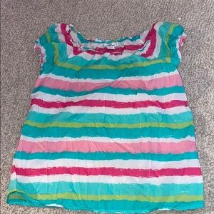 Adorable vineyard vine top!